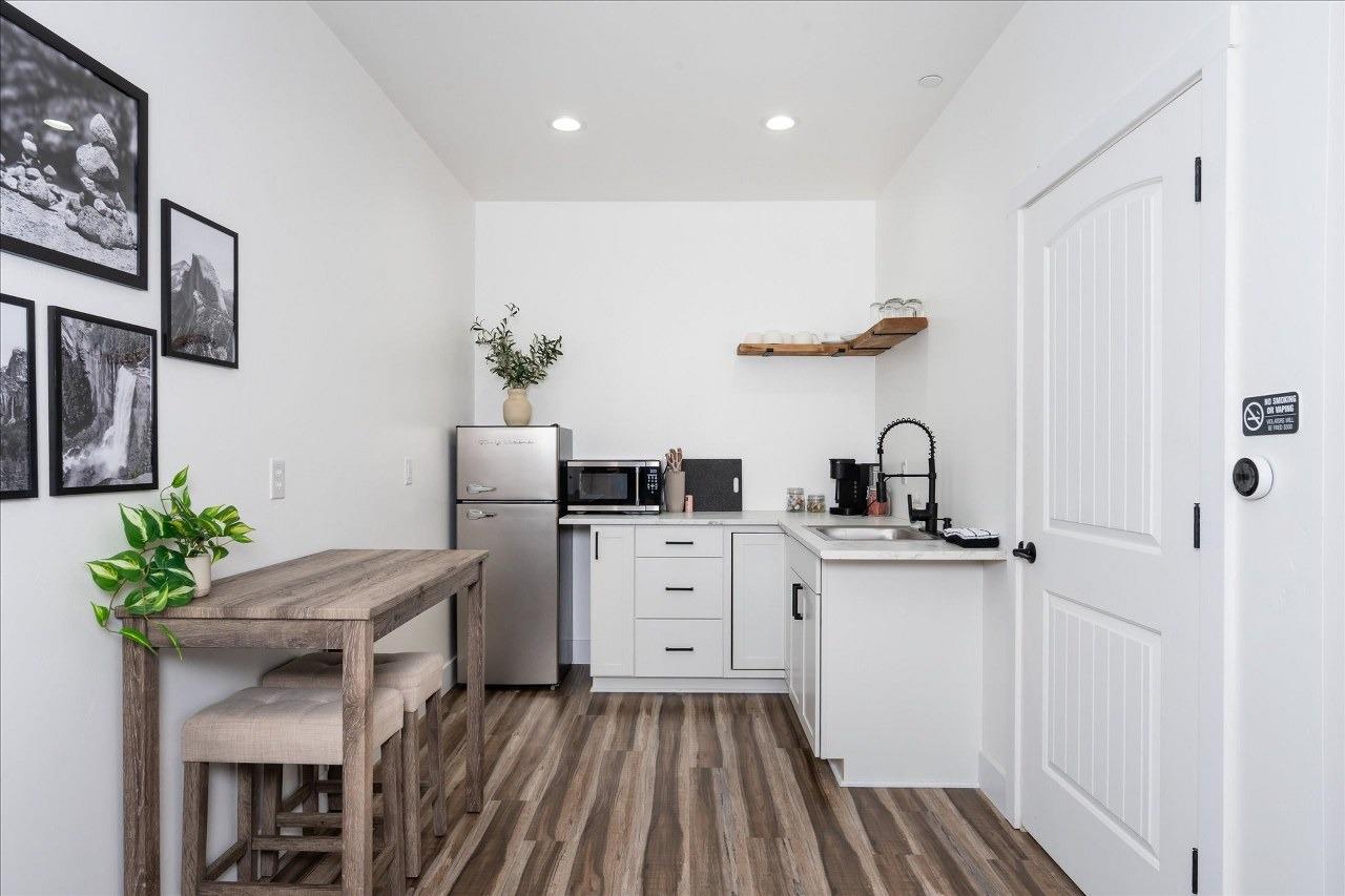 49271 Golden Oak Loop, Oakhurst, CA 93644