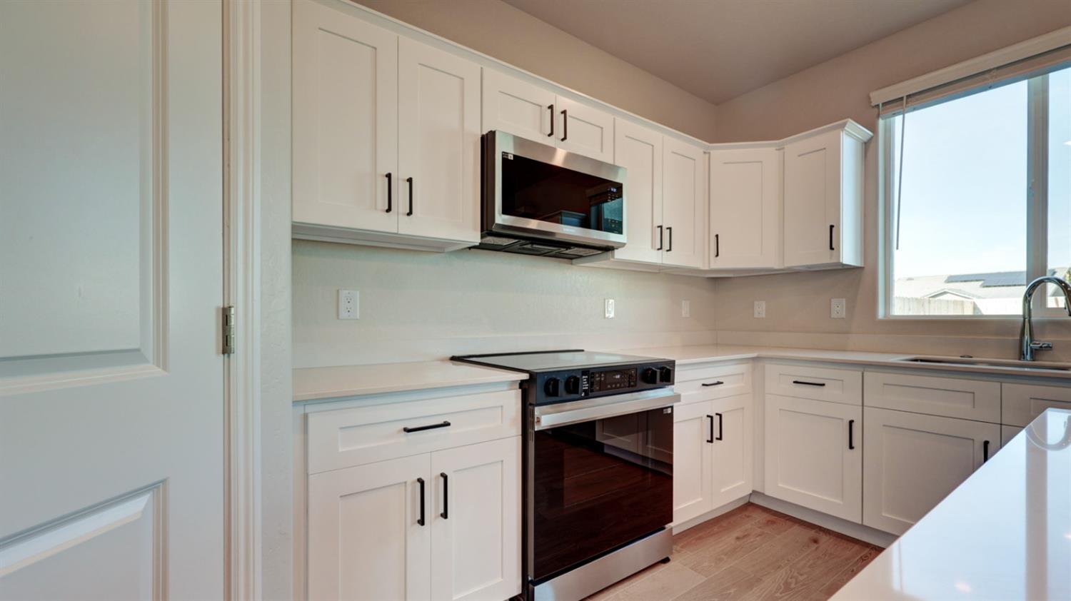 7102 W Ashcroft Ave, Fresno, CA 93723