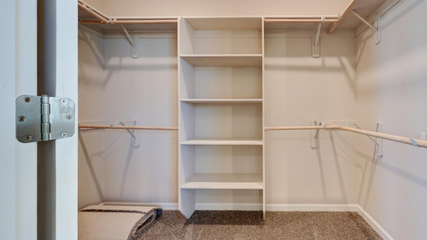 7102 W Ashcroft Ave, Fresno, CA 93723