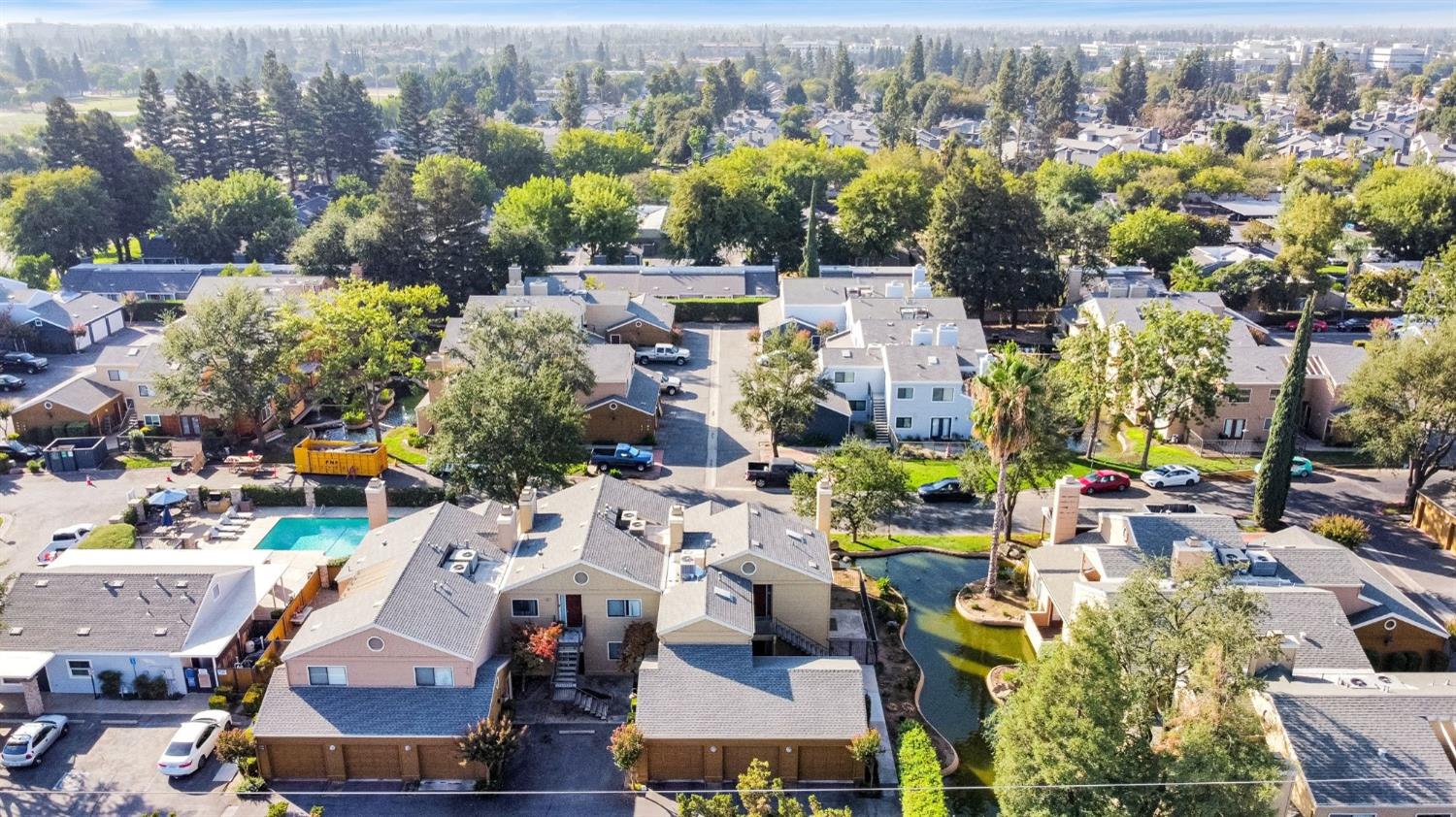 7675 N 1St St #136, Fresno, CA 93720