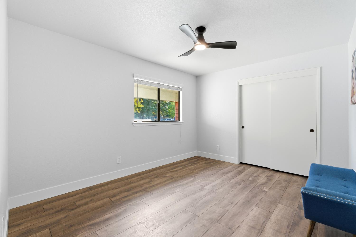 2094 E El Paso Ave, Fresno, CA 93720