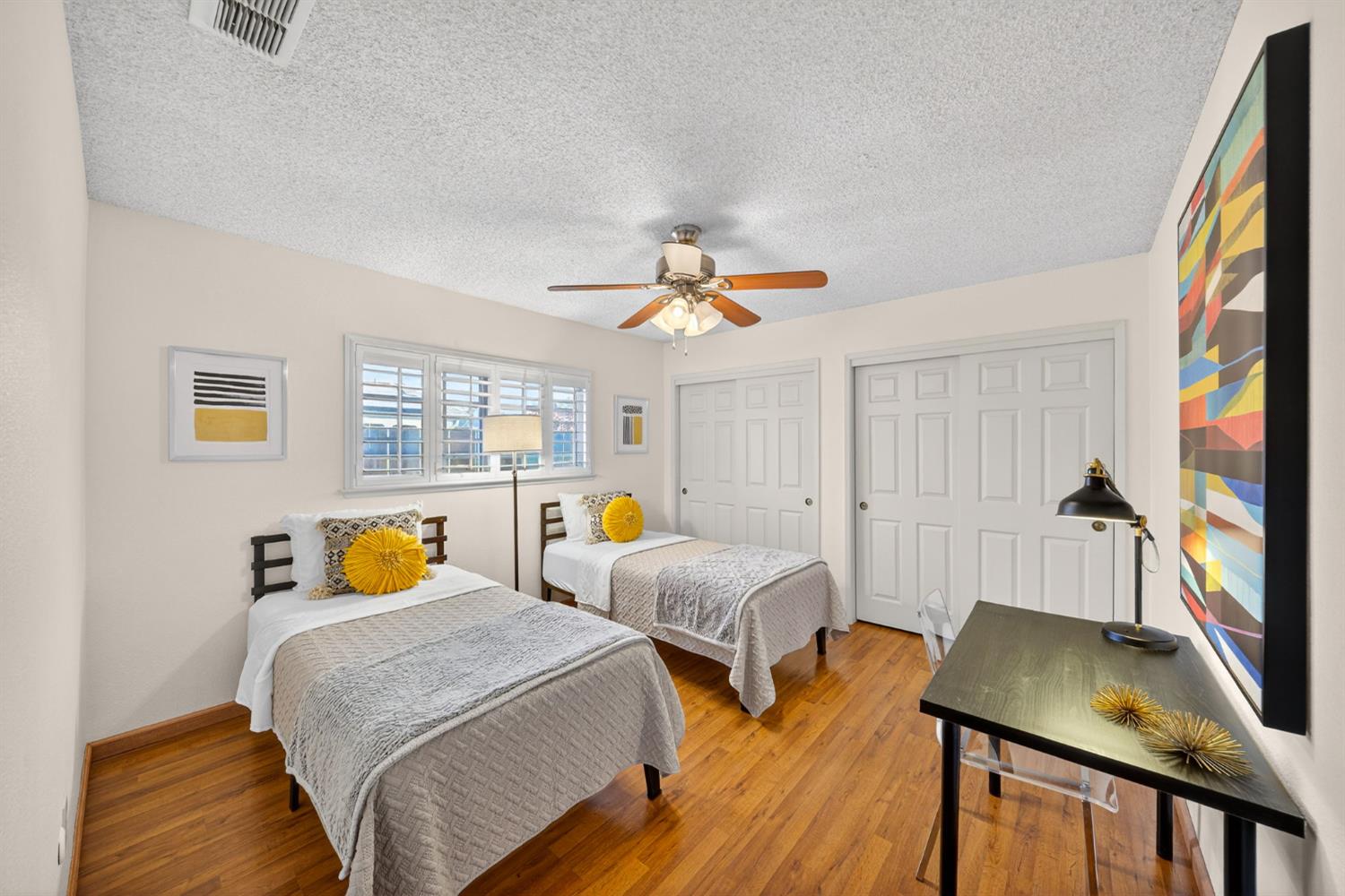 2433 W 3rd St, Madera, CA 93637