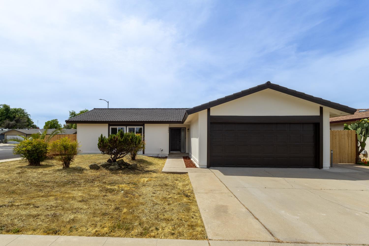 3094 Timmy Ave, Clovis, CA 93612