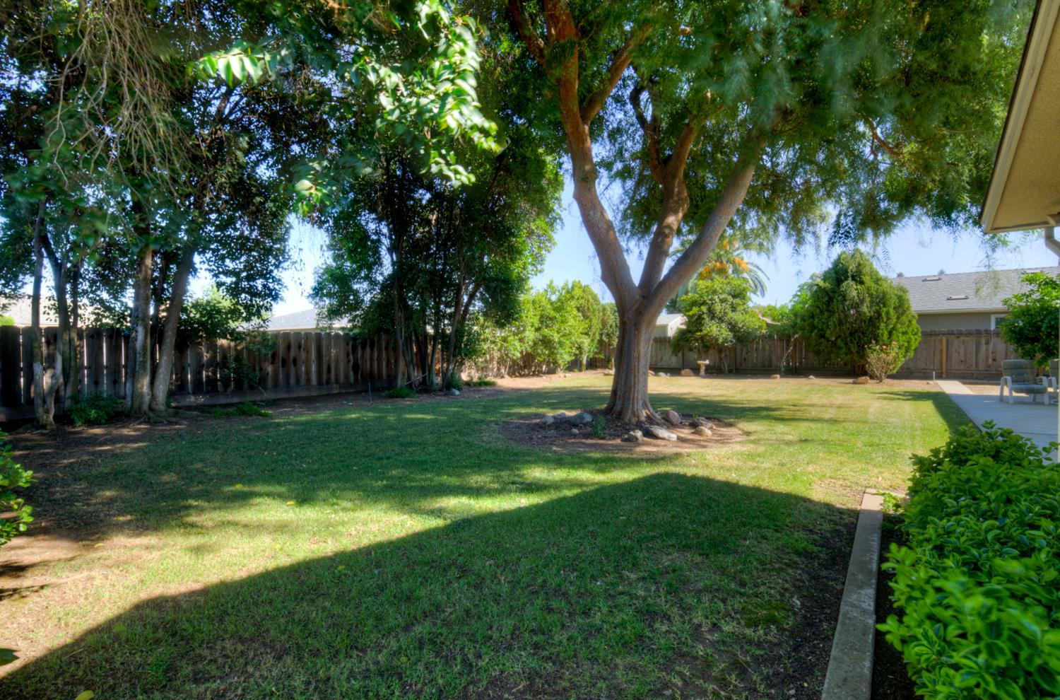 6656 N Dearing Ave, Fresno, CA 93710