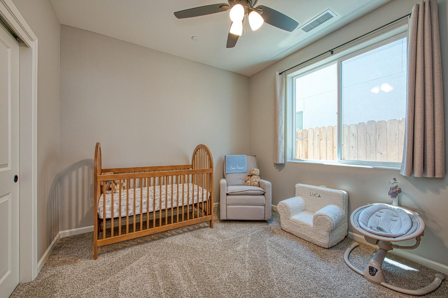 1275 Traverse Dr S, Madera, CA 93636