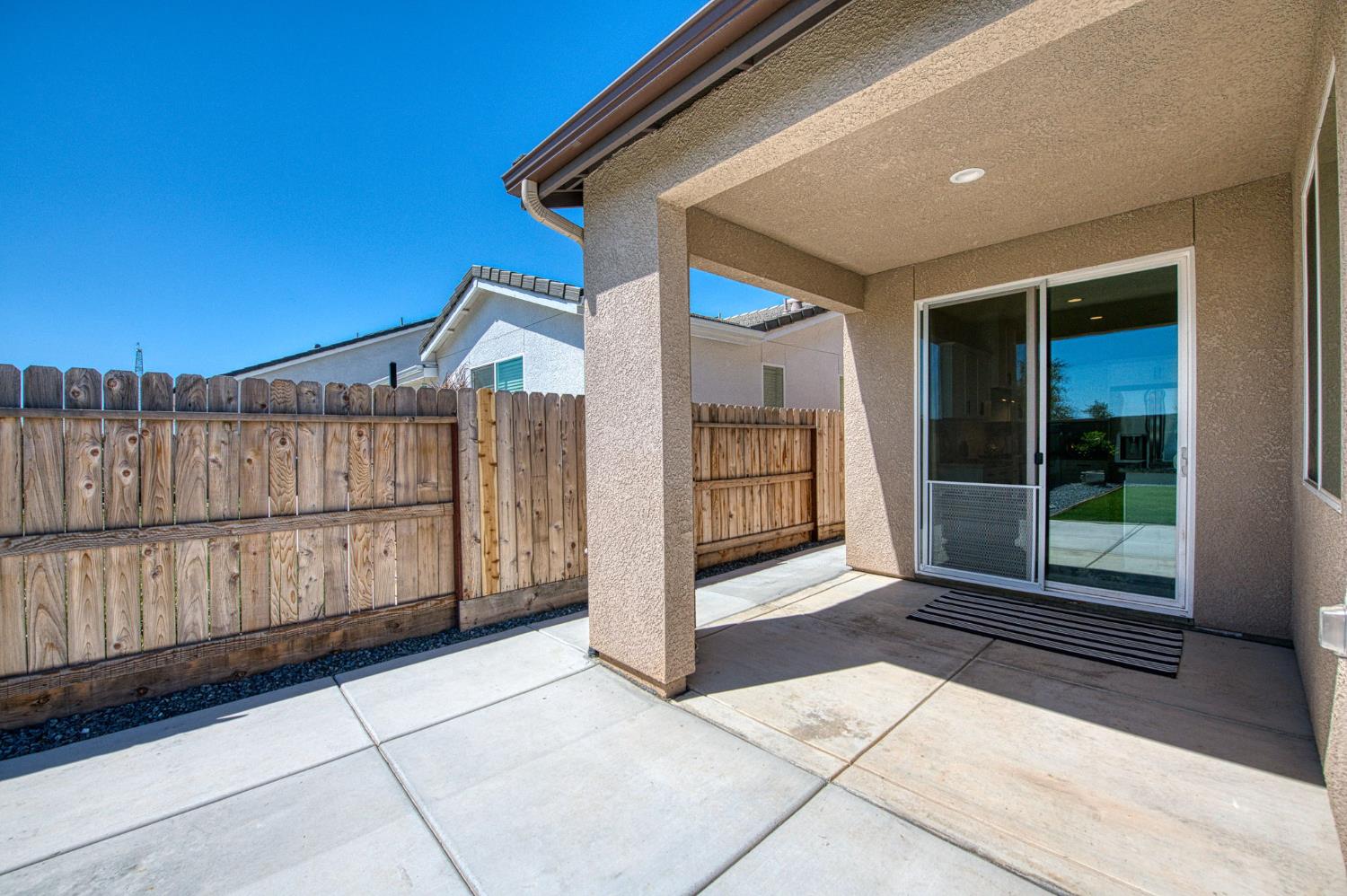 1275 Traverse Dr S, Madera, CA 93636