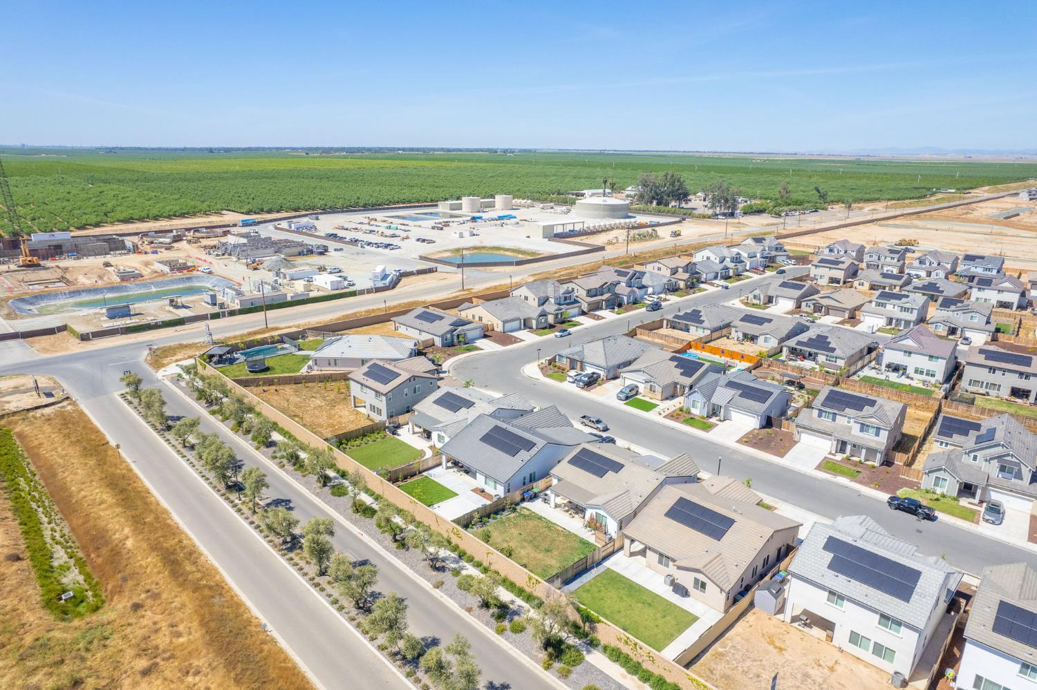 1275 Traverse Dr S, Madera, CA 93636