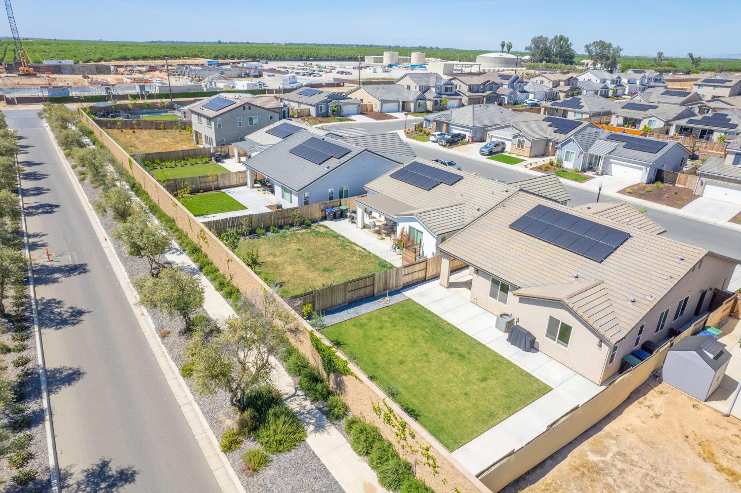 1275 Traverse Dr S, Madera, CA 93636