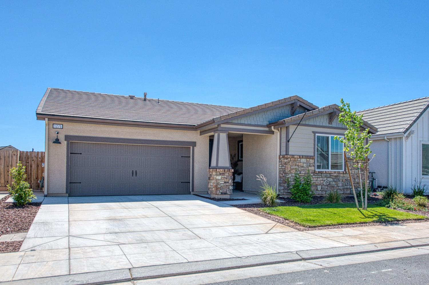 1275 Traverse Dr S, Madera, CA 93636