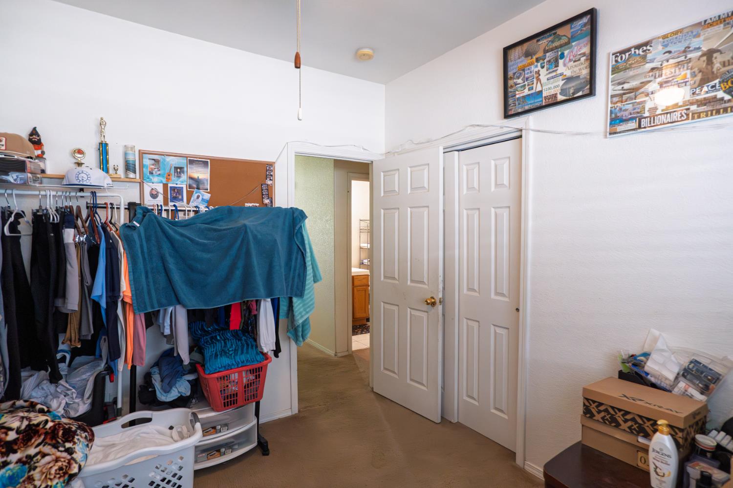 123 Manzanita Ave, Merced, CA 95341