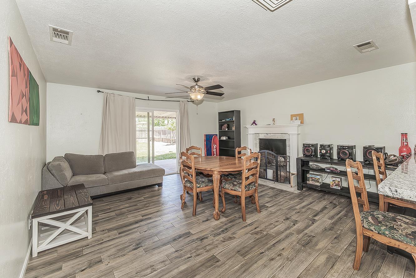 1385 Bernadine Dr, Clovis, CA 93611