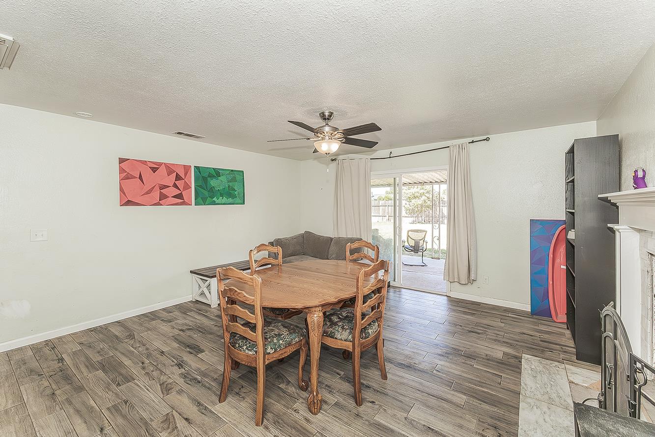 1385 Bernadine Dr, Clovis, CA 93611