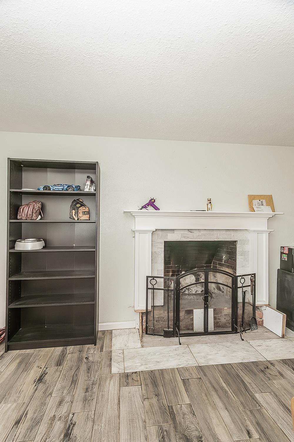 1385 Bernadine Dr, Clovis, CA 93611