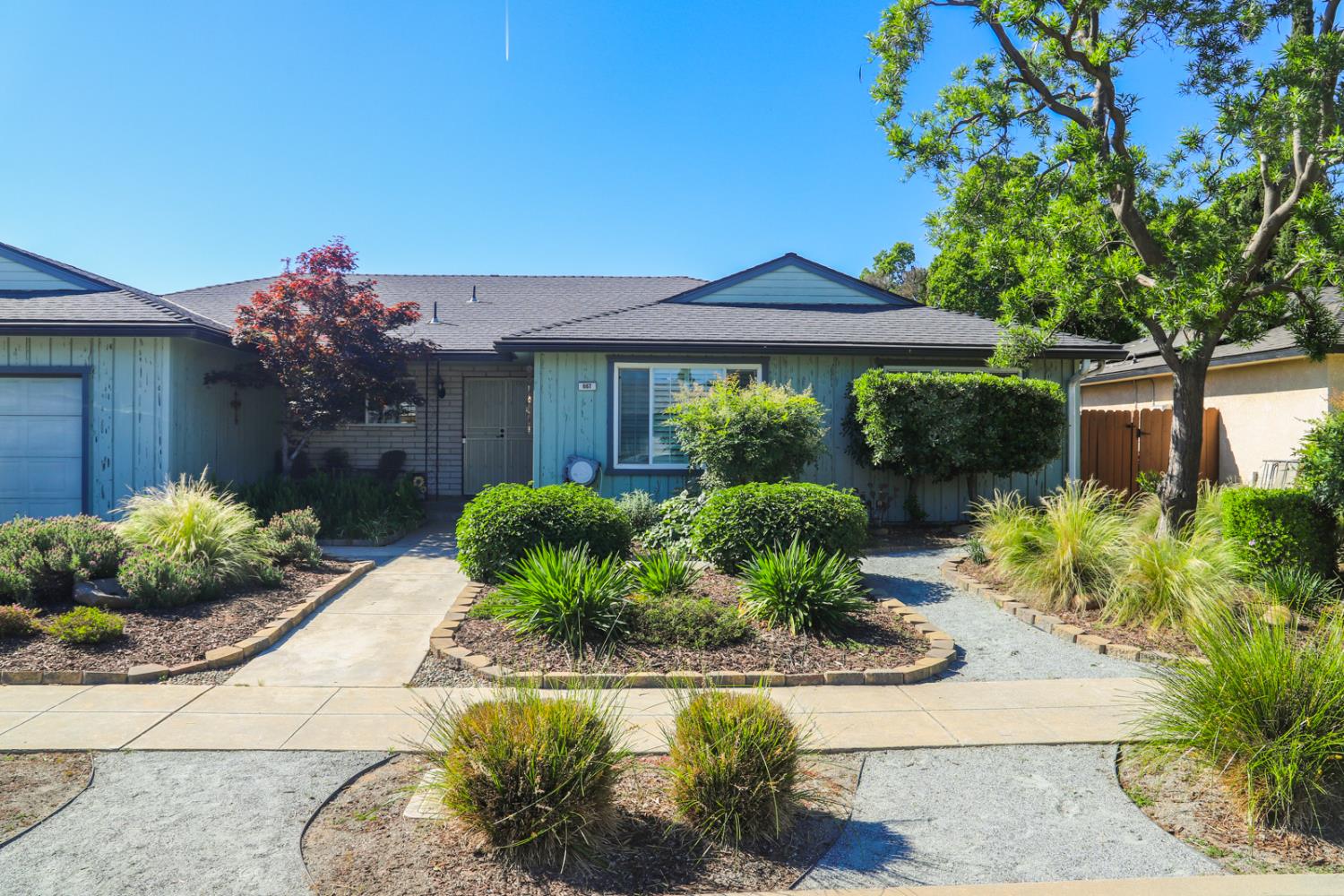 667 E Birch Ave, Fresno, CA 93720