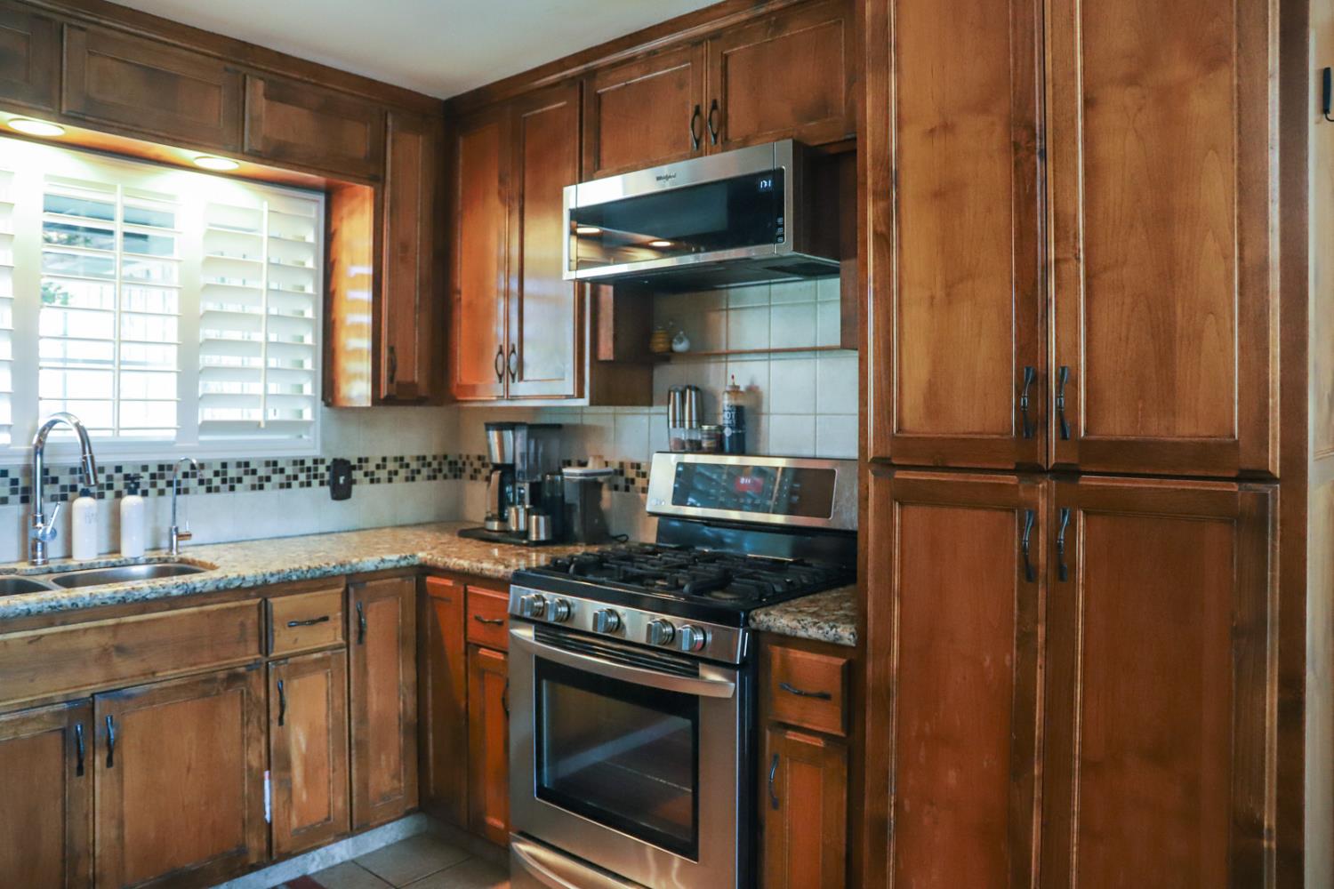 667 E Birch Ave, Fresno, CA 93720