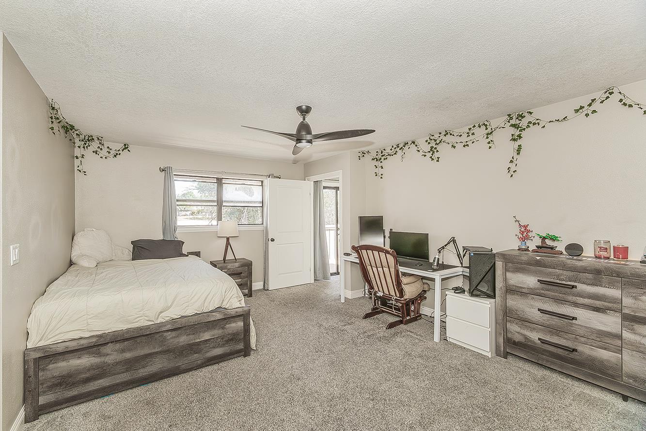 14049 Oak View Dr, Prather, CA 93651