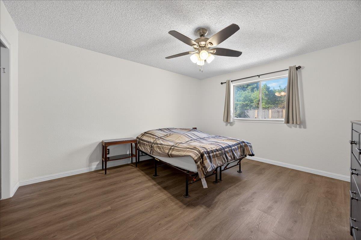 5286 W Richert Ave, Fresno, CA 93722