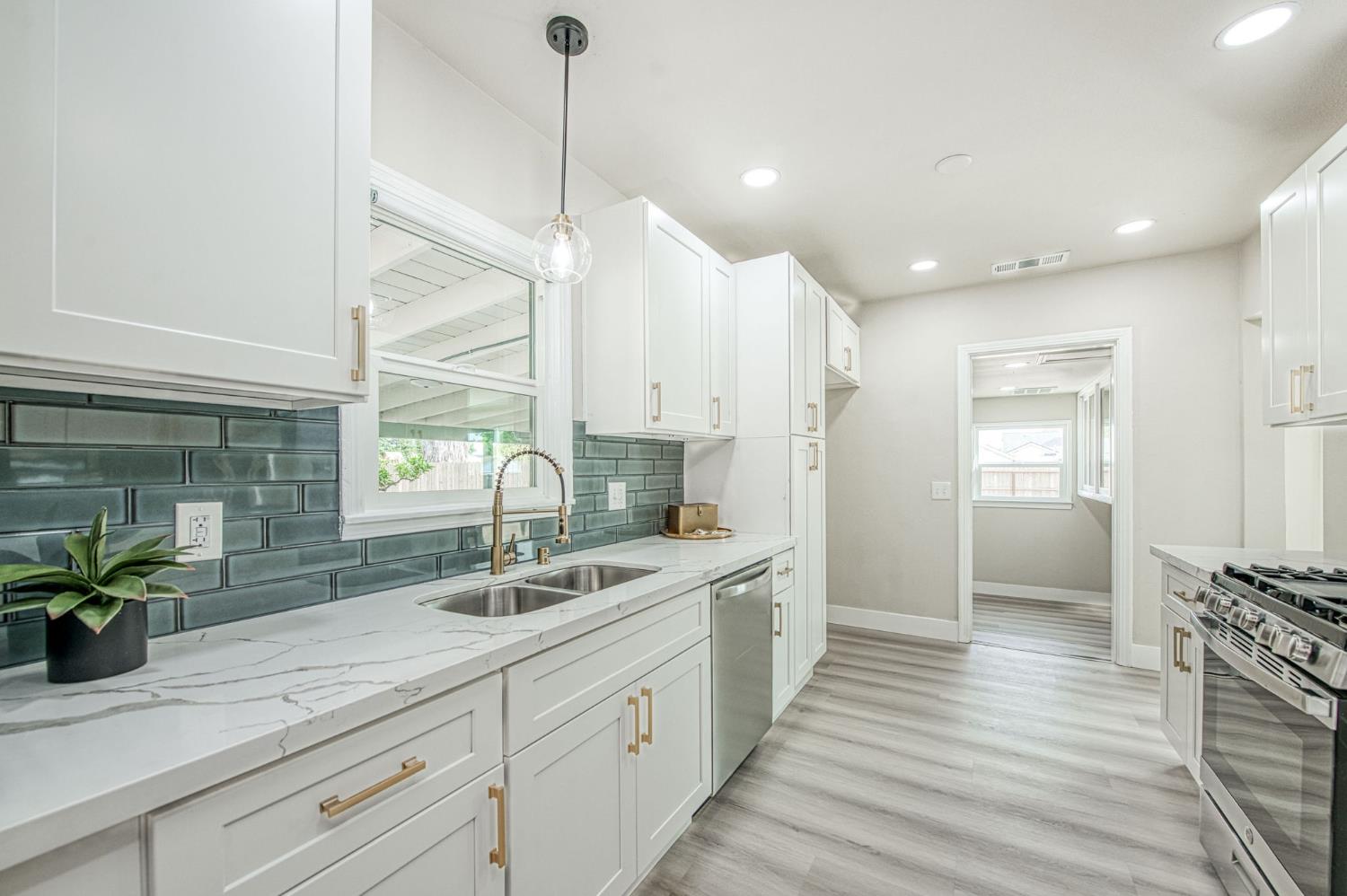 3030 E Normal, Fresno, CA 93703