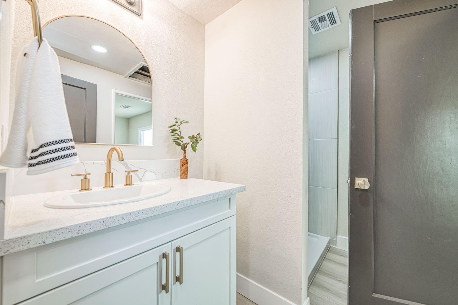 3030 E Normal, Fresno, CA 93703