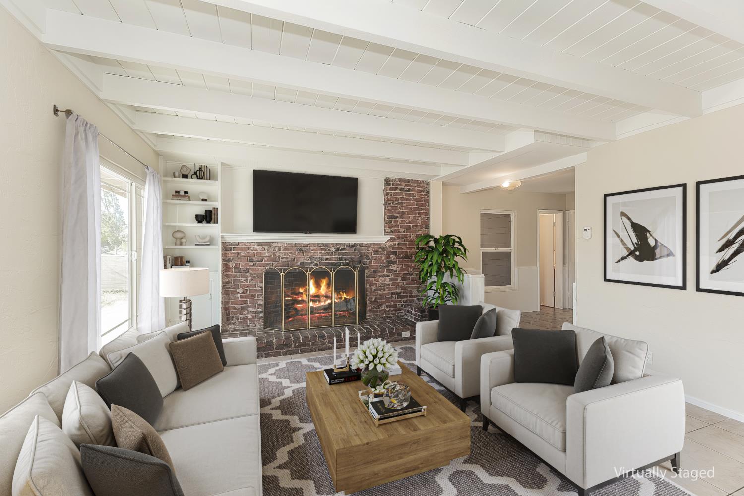 208 W Hampton Way, Fresno, CA 93705