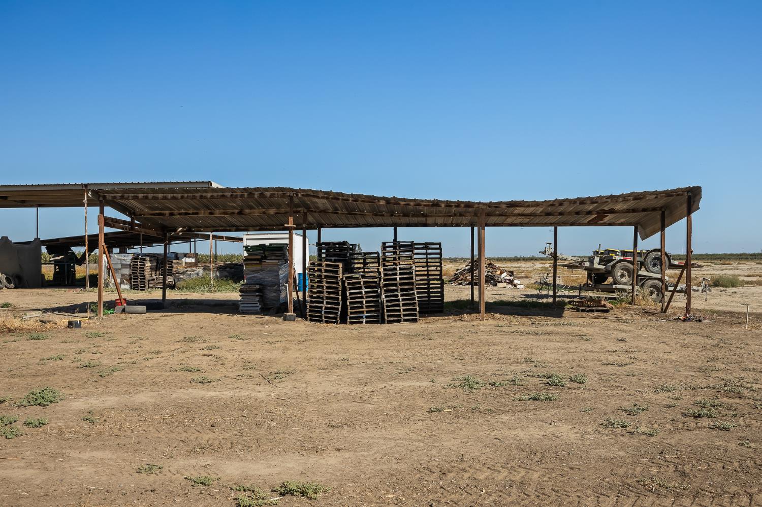 860 W Riverdale Ave, Riverdale, CA 93656