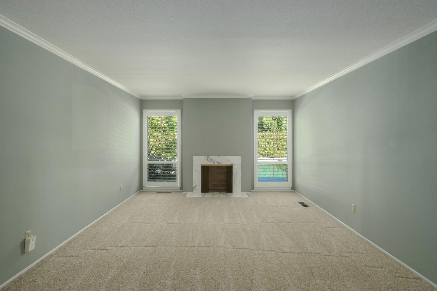 1218 W Tenaya Way, Fresno, CA 93711