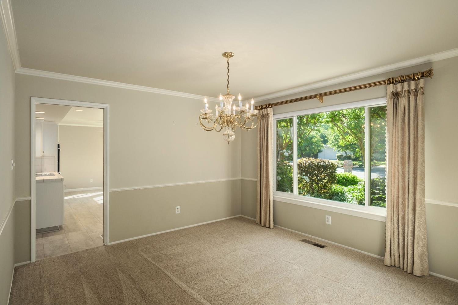 1218 W Tenaya Way, Fresno, CA 93711