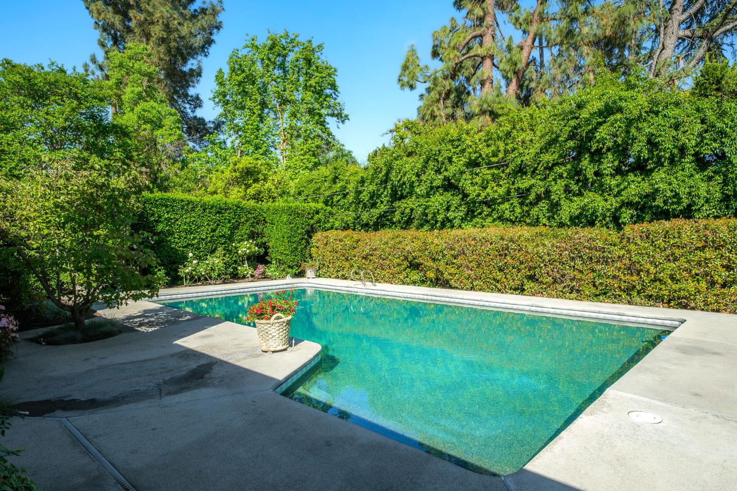 1218 W Tenaya Way, Fresno, CA 93711