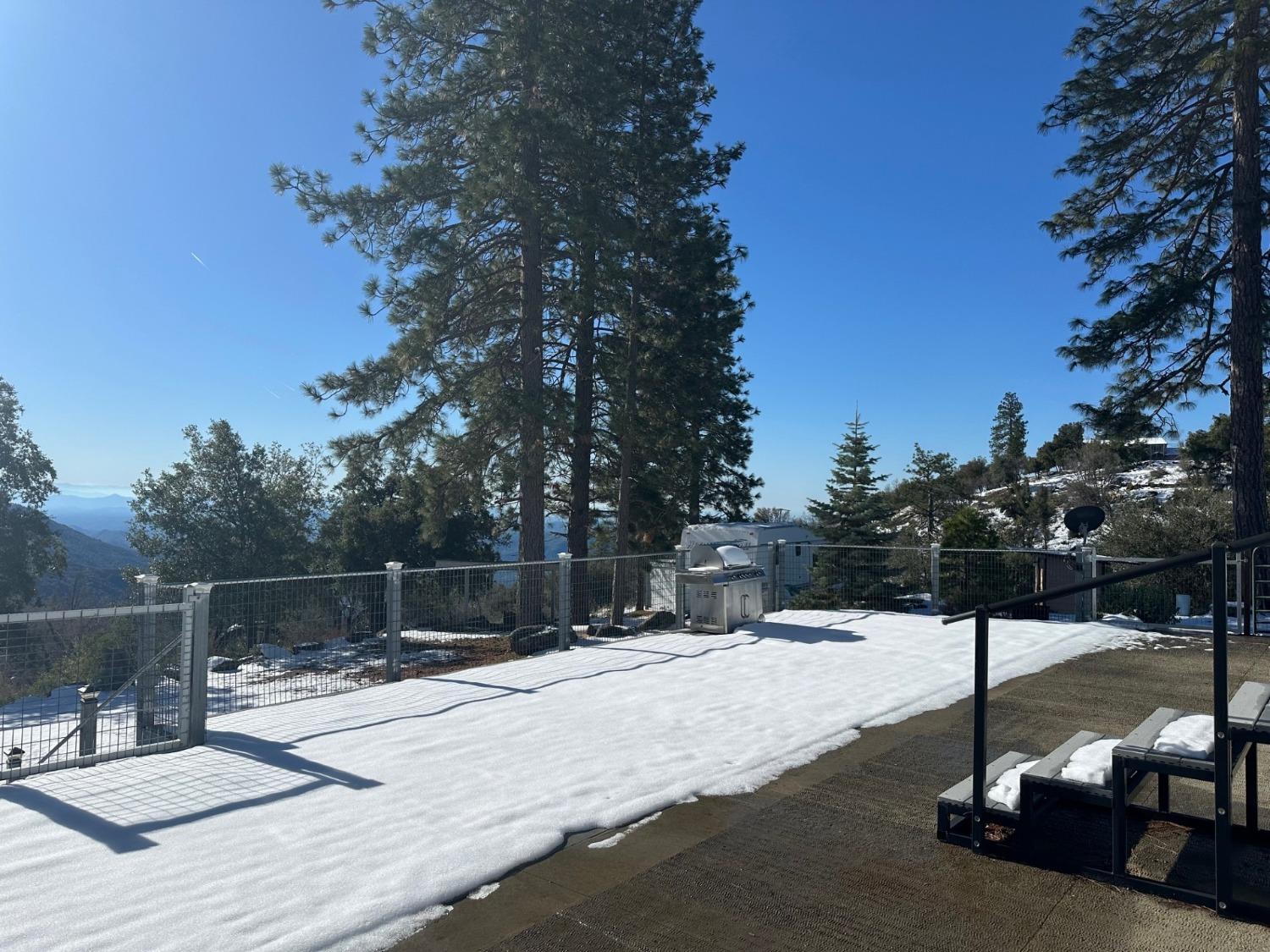 42995 Vista Del Valle Ln, Auberry, CA 93602