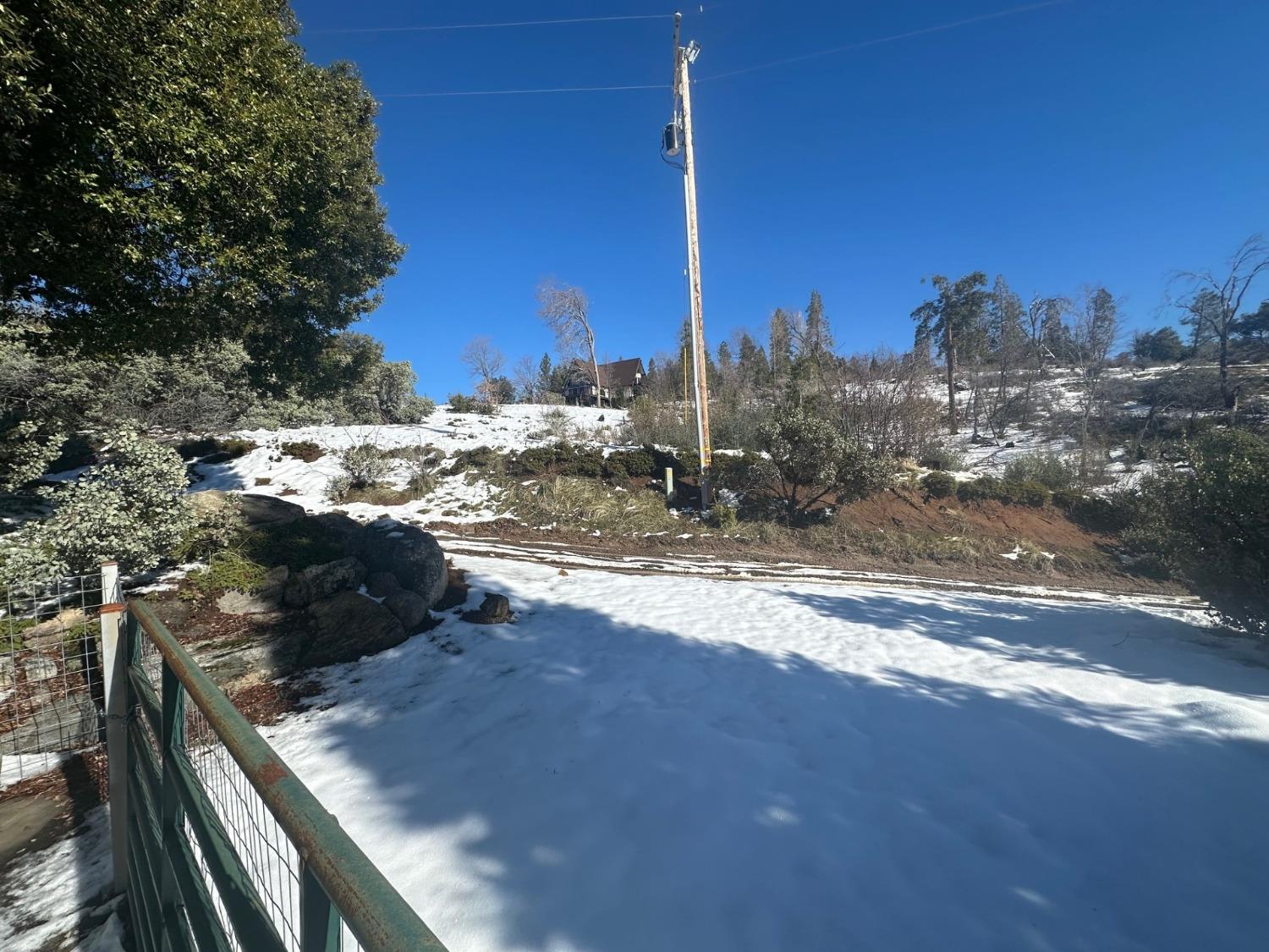 42995 Vista Del Valle Ln, Auberry, CA 93602