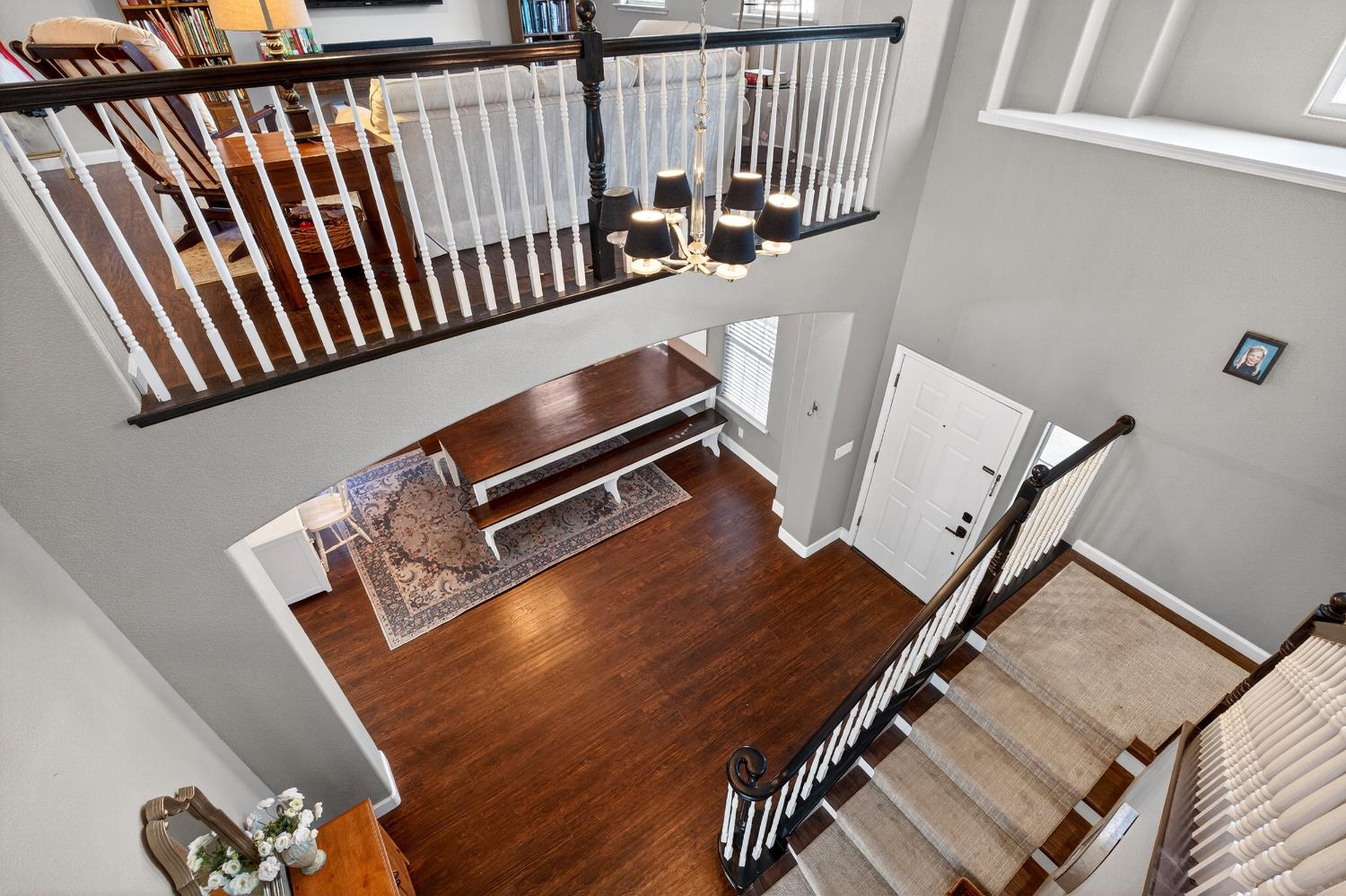 3130 Hillcrest Ct, Madera, CA 93637