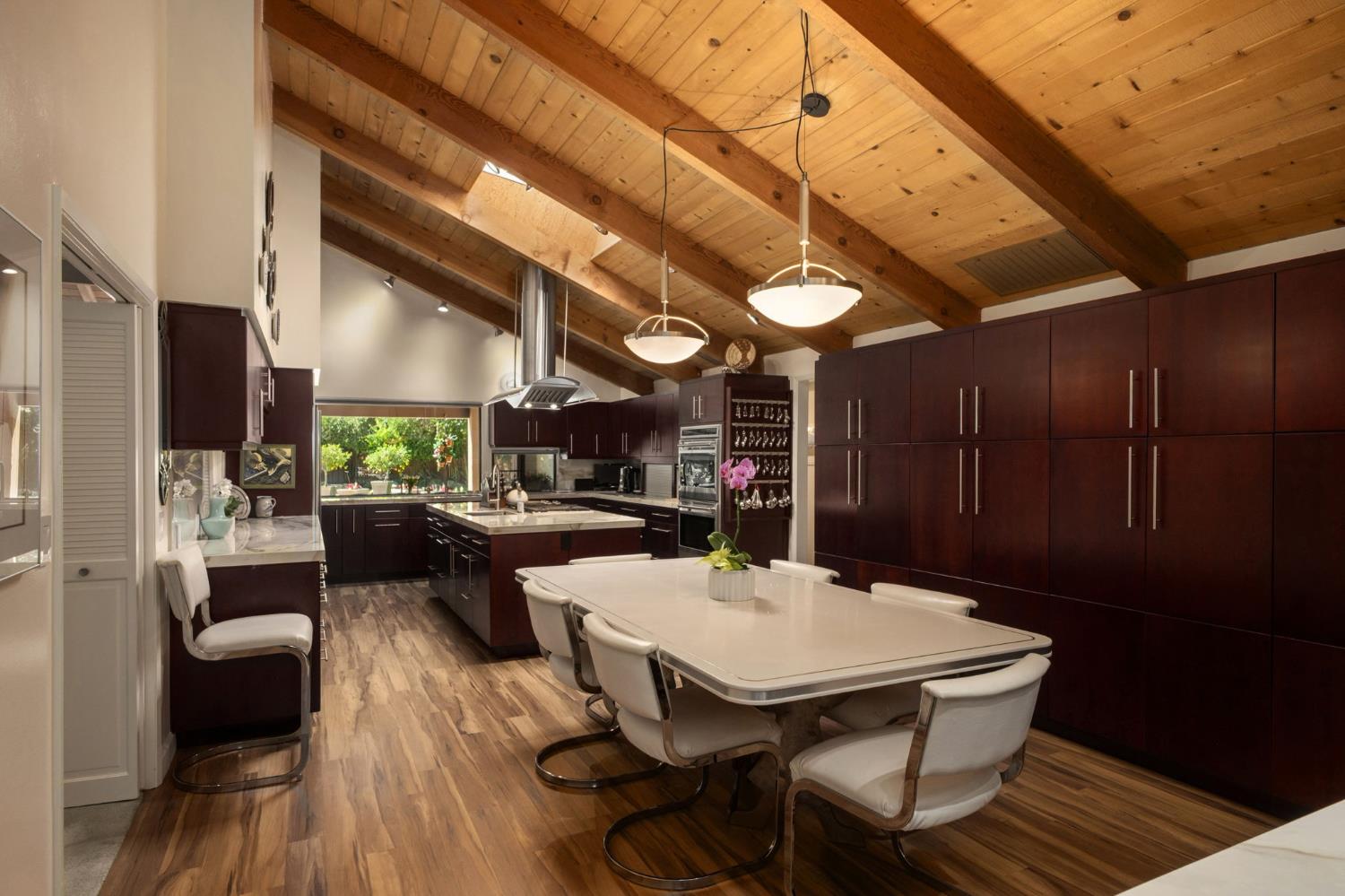 2273 W Dovewood Ln, Fresno, CA 93711