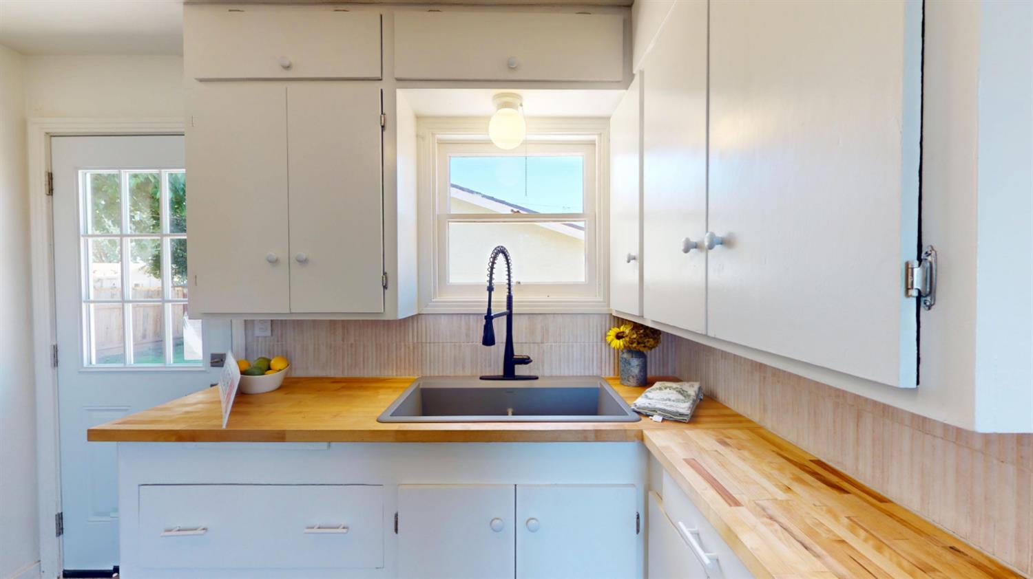 312 Sonoma Ave, Chowchilla, CA 93610