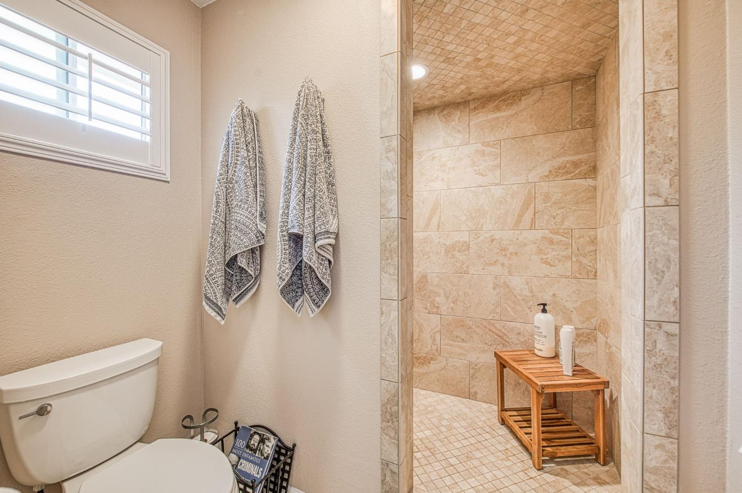 2543 15Th Ave, Kingsburg, CA 93631