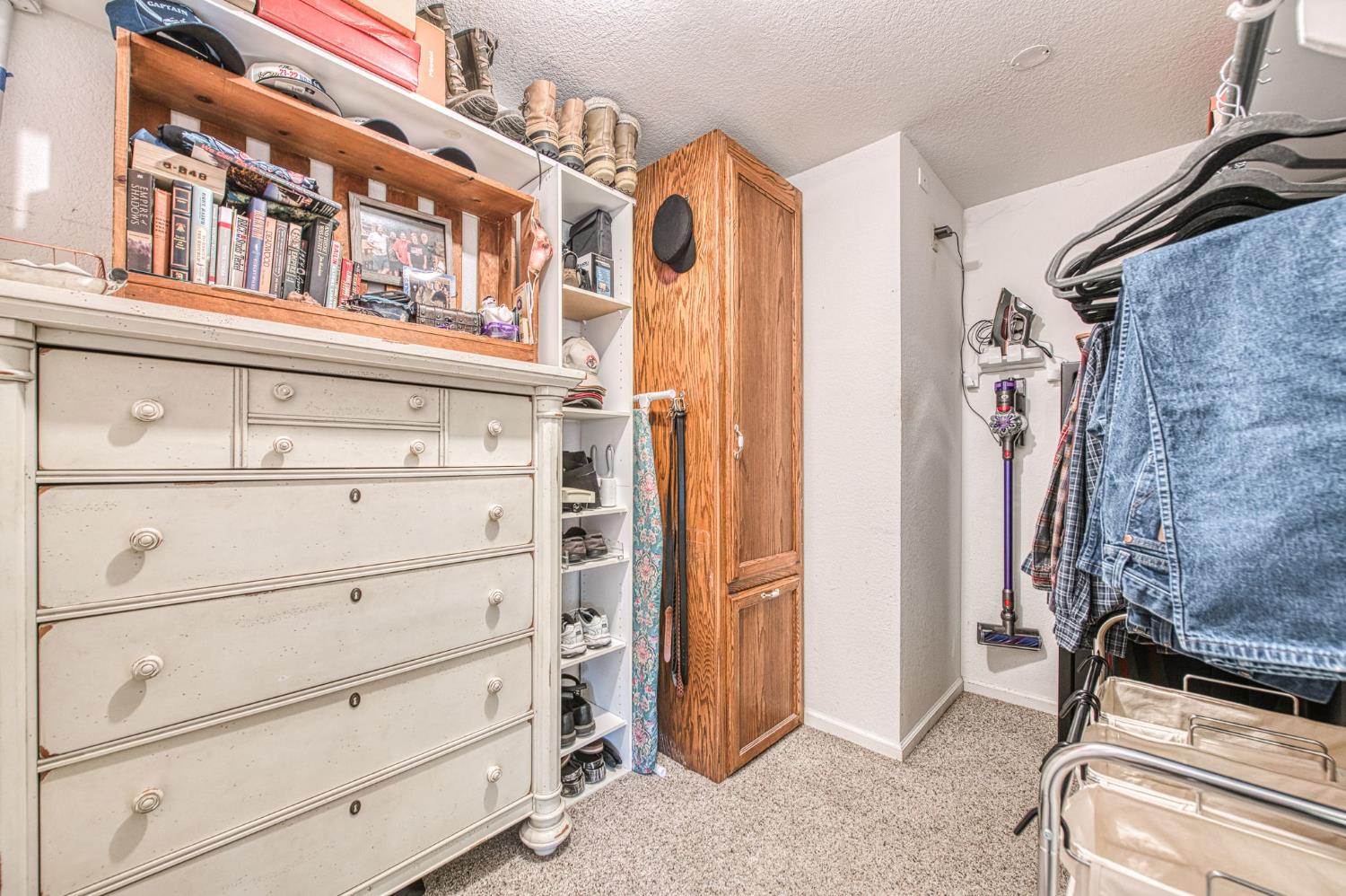 2543 15Th Ave, Kingsburg, CA 93631