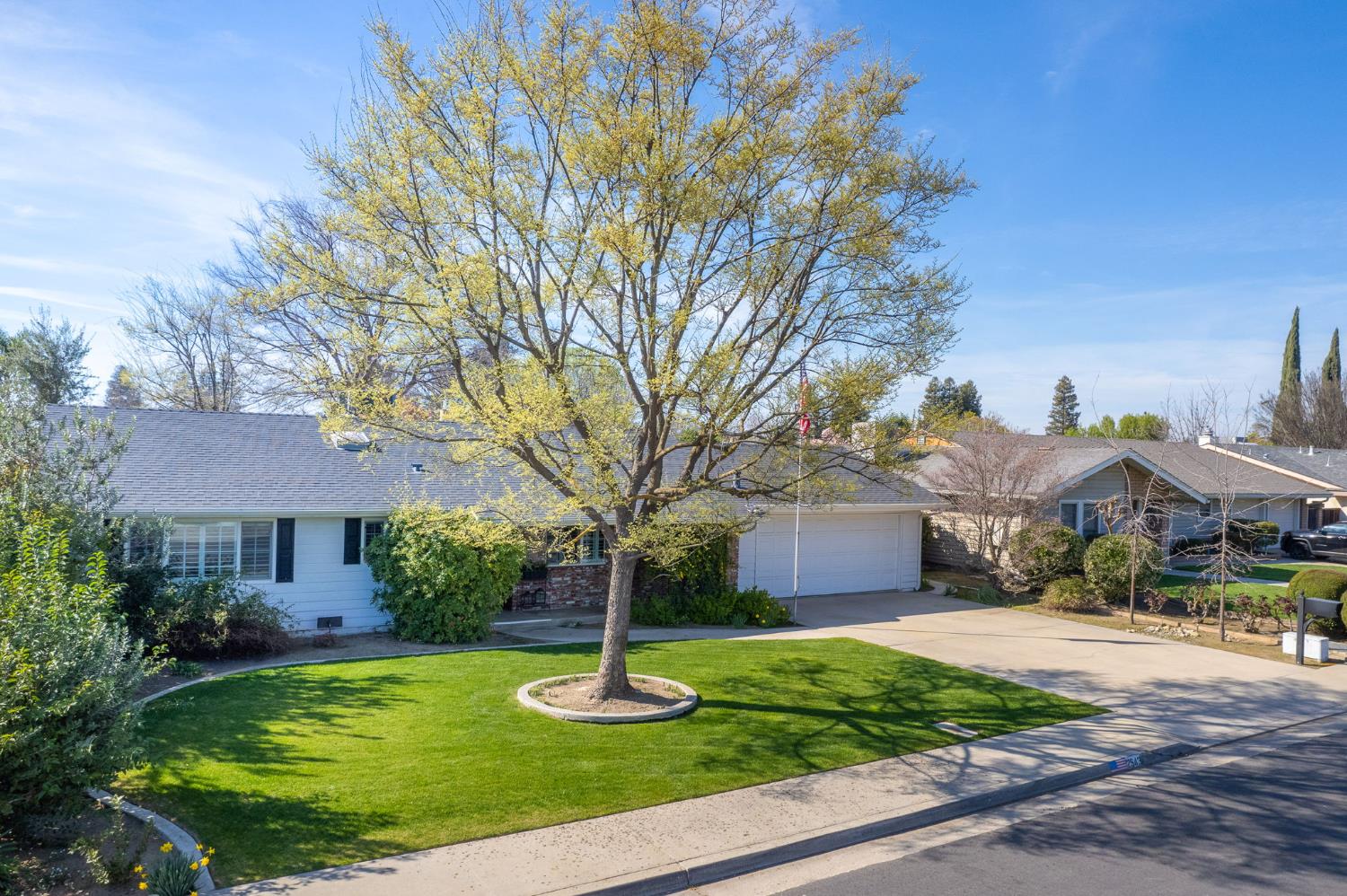 2543 15Th Ave, Kingsburg, CA 93631