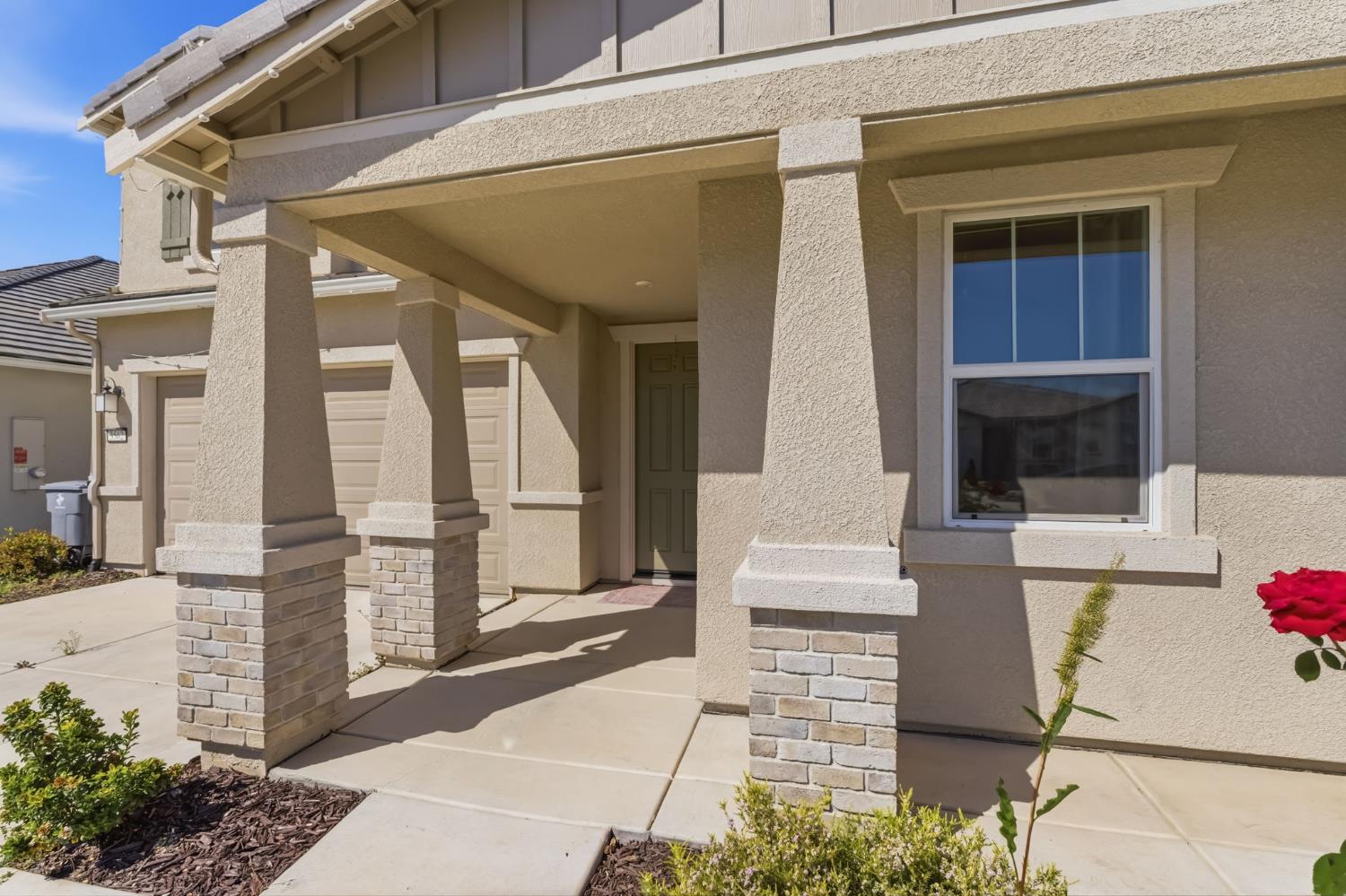 3562 E San Marino Ave, Clovis, CA 93619