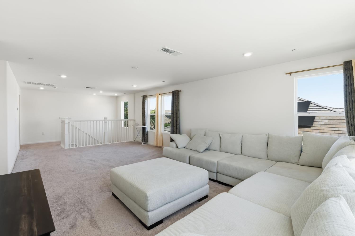 3562 E San Marino Ave, Clovis, CA 93619