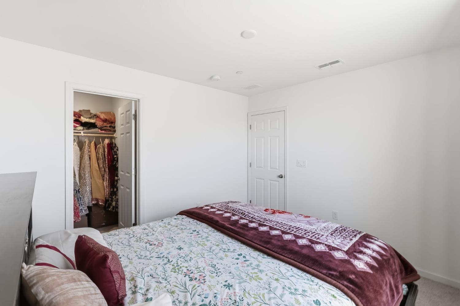 3562 E San Marino Ave, Clovis, CA 93619