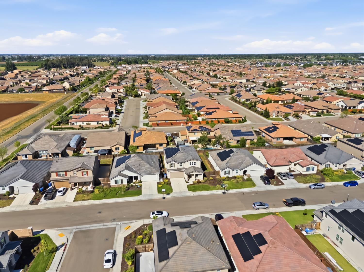 3562 E San Marino Ave, Clovis, CA 93619