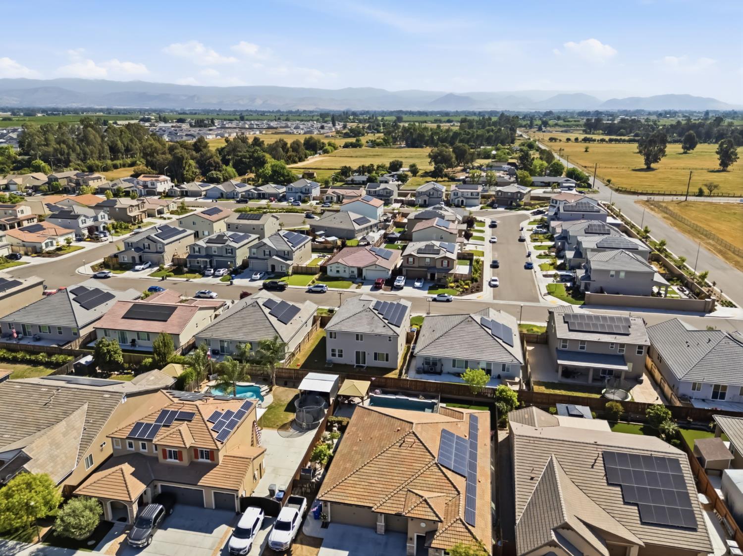 3562 E San Marino Ave, Clovis, CA 93619