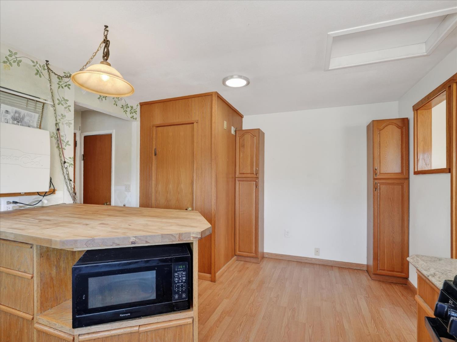 46535 Eastwood Dr S, Oakhurst, CA 93644