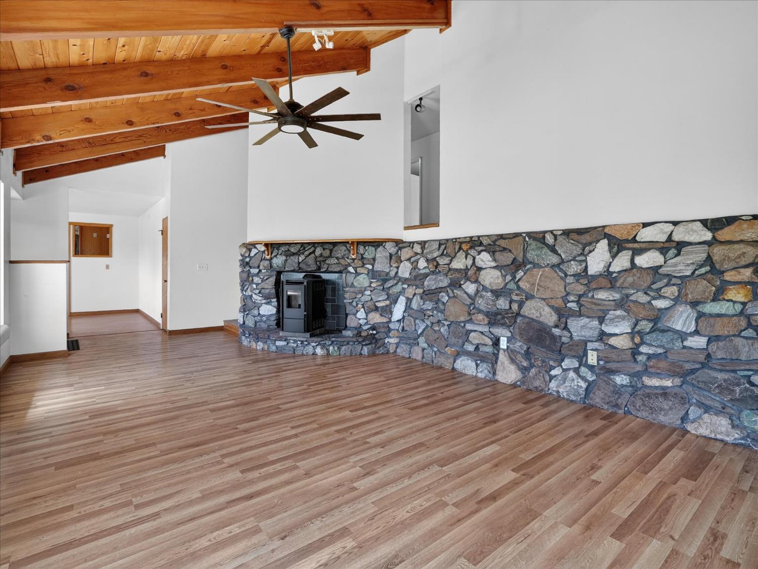 46535 Eastwood Dr S, Oakhurst, CA 93644