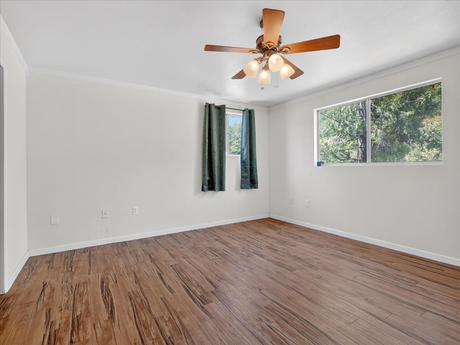 46535 Eastwood Dr S, Oakhurst, CA 93644