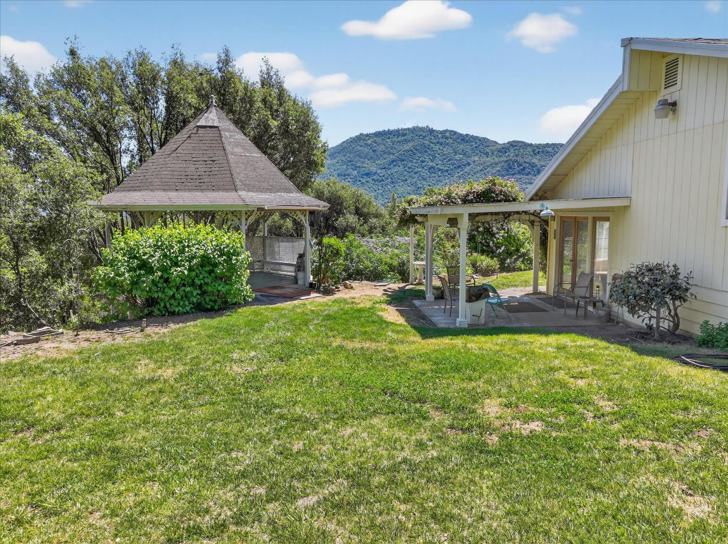 46535 Eastwood Dr S, Oakhurst, CA 93644