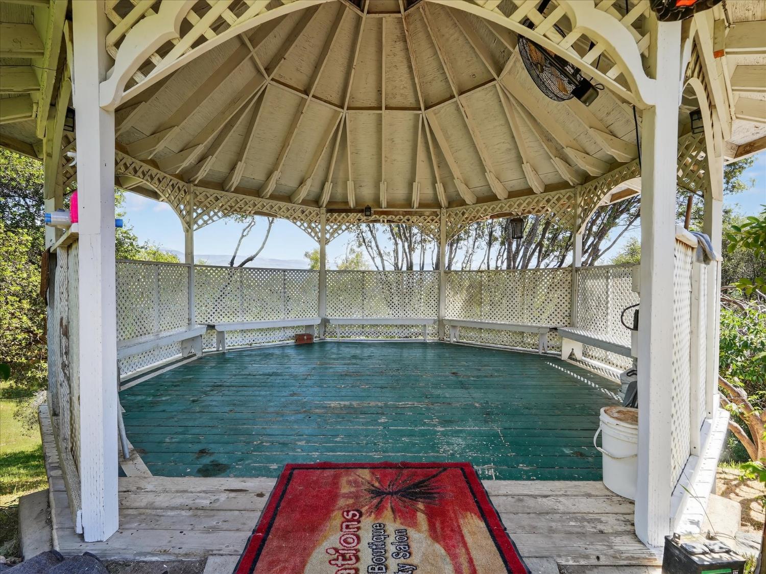 46535 Eastwood Dr S, Oakhurst, CA 93644