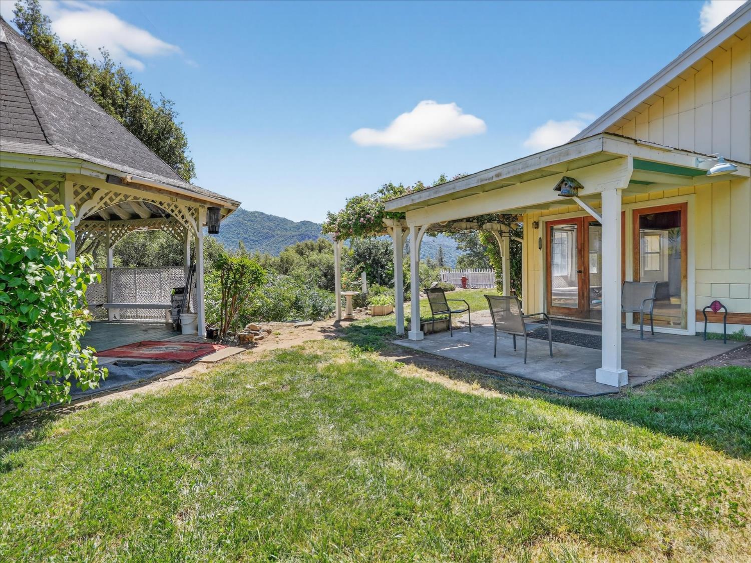 46535 Eastwood Dr S, Oakhurst, CA 93644