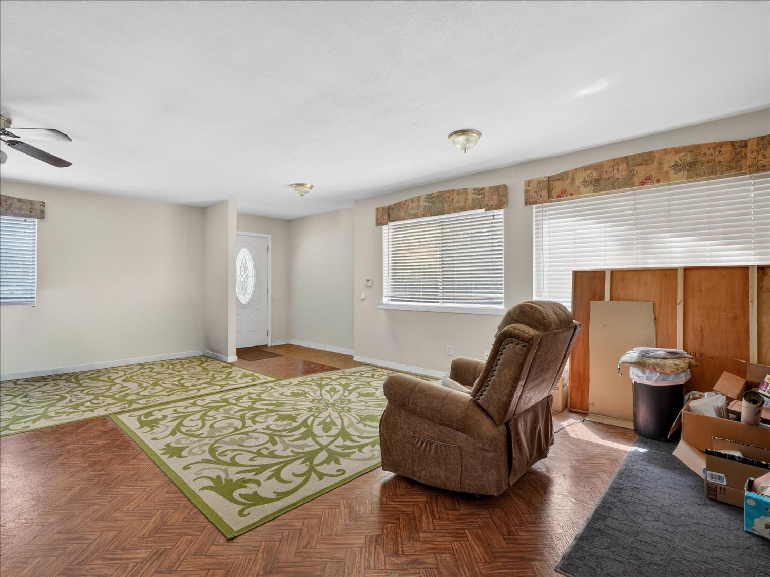 46535 Eastwood Dr S, Oakhurst, CA 93644