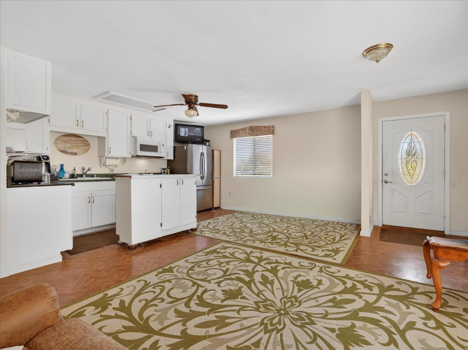 46535 Eastwood Dr S, Oakhurst, CA 93644