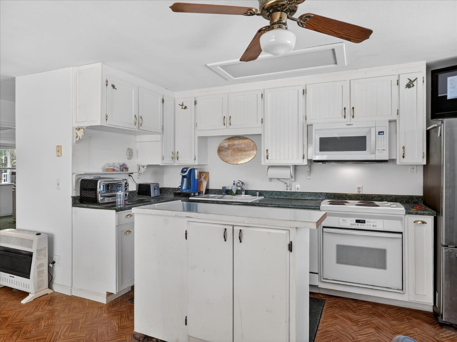 46535 Eastwood Dr S, Oakhurst, CA 93644